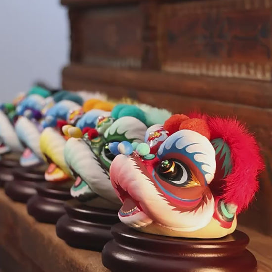 Hand-Painted Loong Lion Clay Figurines product video